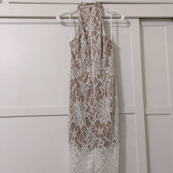 G by Guess high neck halter dress lace detail NWOT - Picture 3 of 10